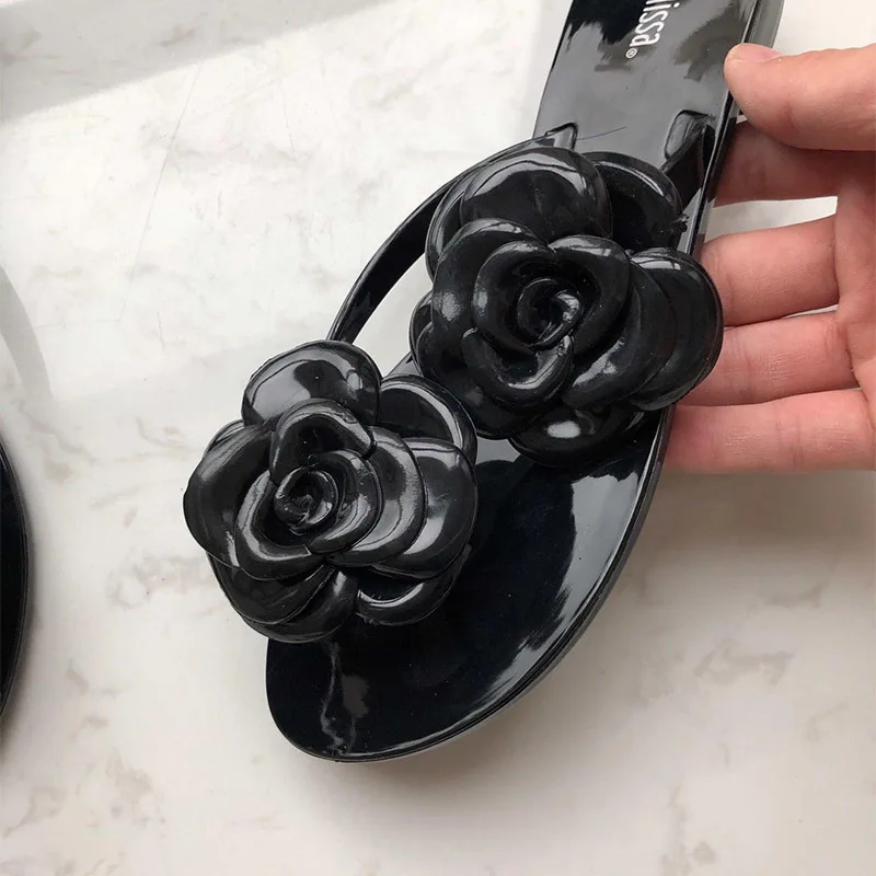 1555735132_3070619564_2