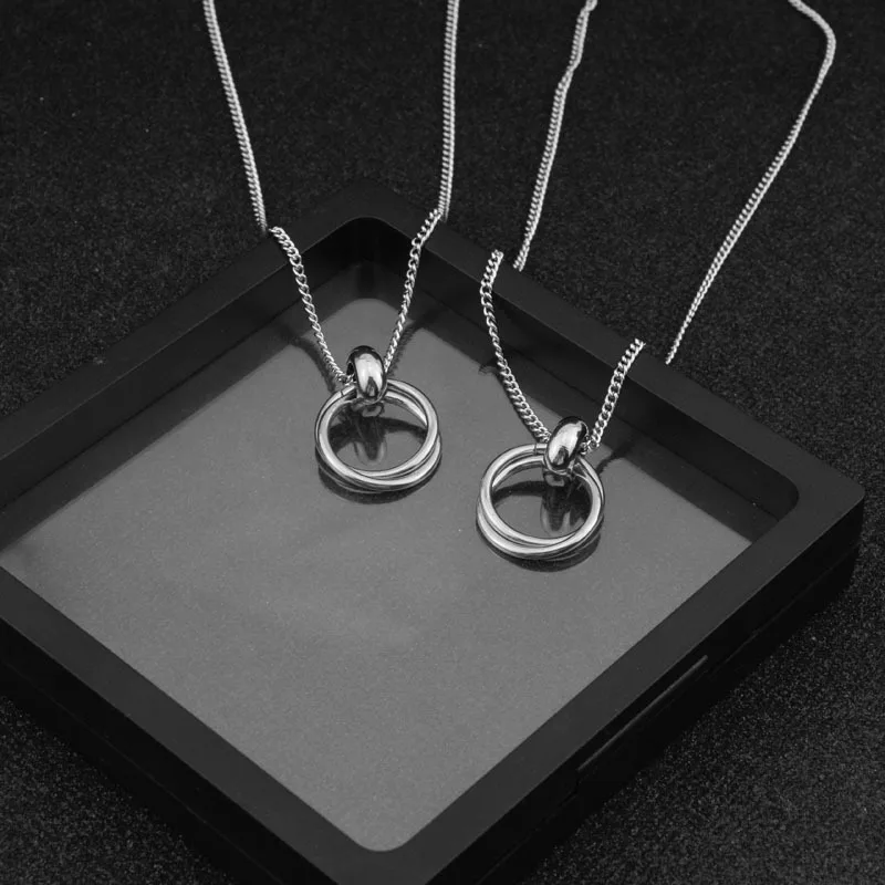 9833793770_1830314810