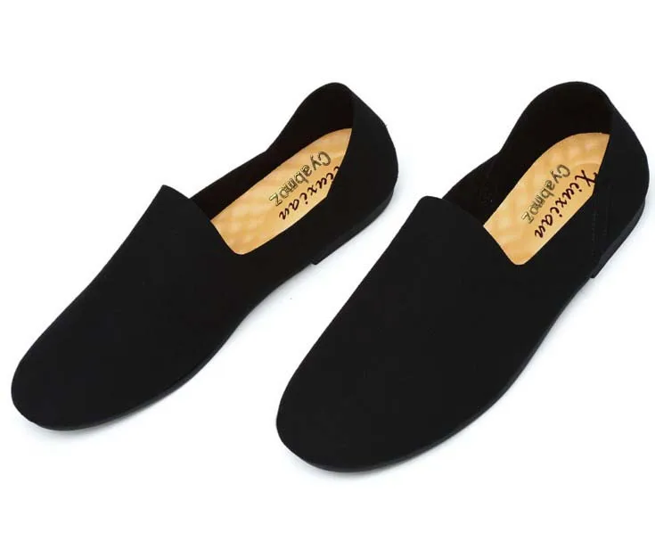 Новое поступление мужские туфли для повседневной носки мужские лоферы Мягкие Мокасины Модные слипоны Для мужчин туфли лодочки удобные Туфли без каблуков для вождения; Мужская обувь; сезон весна - Цвет: black