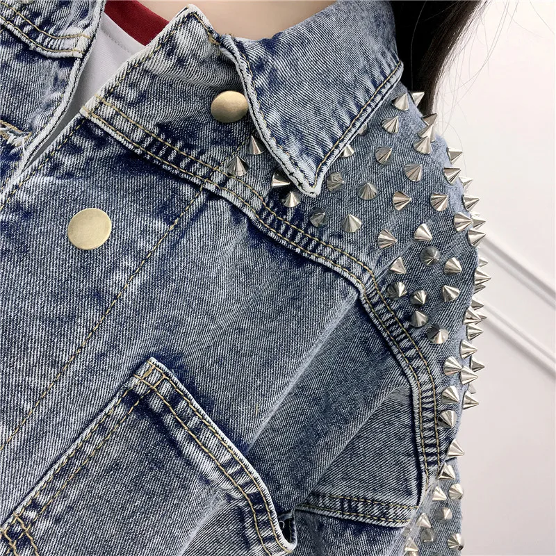 Retro Women's Denim Jacket With Rivet 2019 Spring Streetwear Long Sleeve Pockets Ladies Jean Jackets Loose Short Outwear Femme