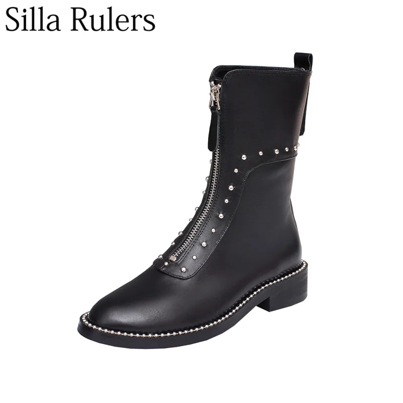 

Silla Rulers 2018 New Ladies Real Leather Ankle Boots Round Toe Low Heels Rivet Martin Boots Women Front Zipper Retro Short Boot