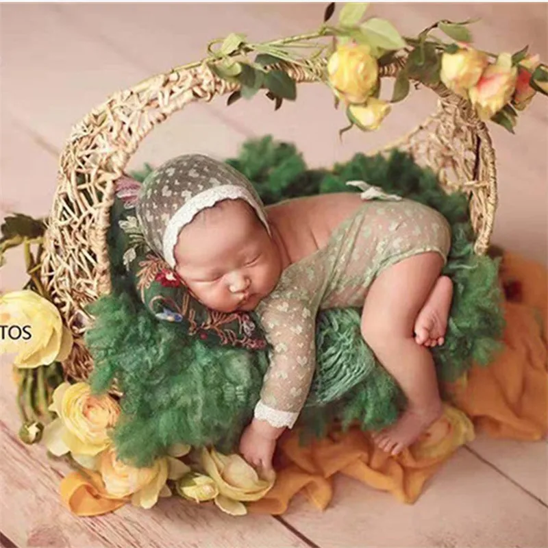 

Baby Newborn Photography Props Straw Hand-woven Hollow Handle Basket Posing Props for Studio Natural Material Newborn Props Girl