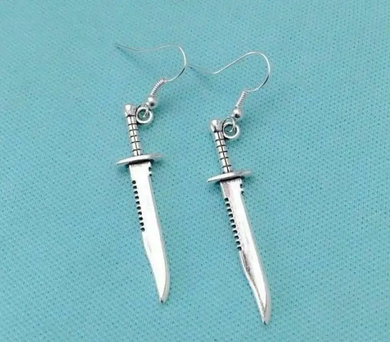 Новые очаровательные висячие серьги Dagger суперъестественное вдохновение демоны