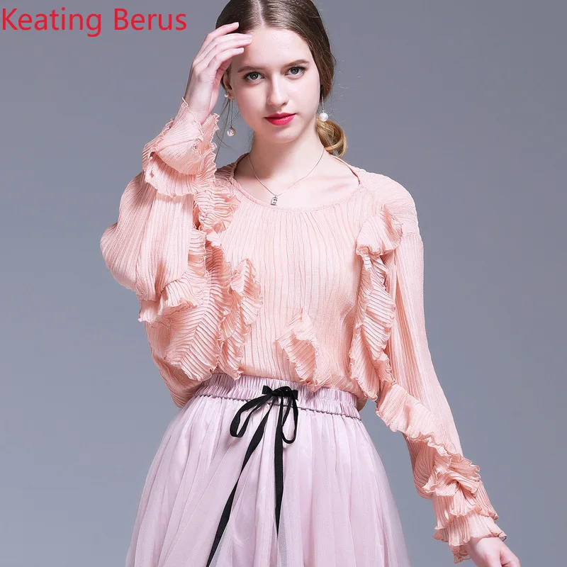 

2019 Fashion Women's Summer Shirt Temperament French Court Style Round Neck Ruffled Long-sleeved Chiffon Shirt Women's Tops 1117