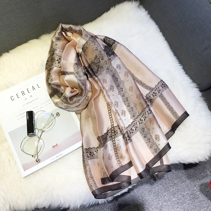 

2017 luxury brand women print lace Scarf shawls Silk Scarf Bandana large size female Scarves pareo beach cape hijabs
