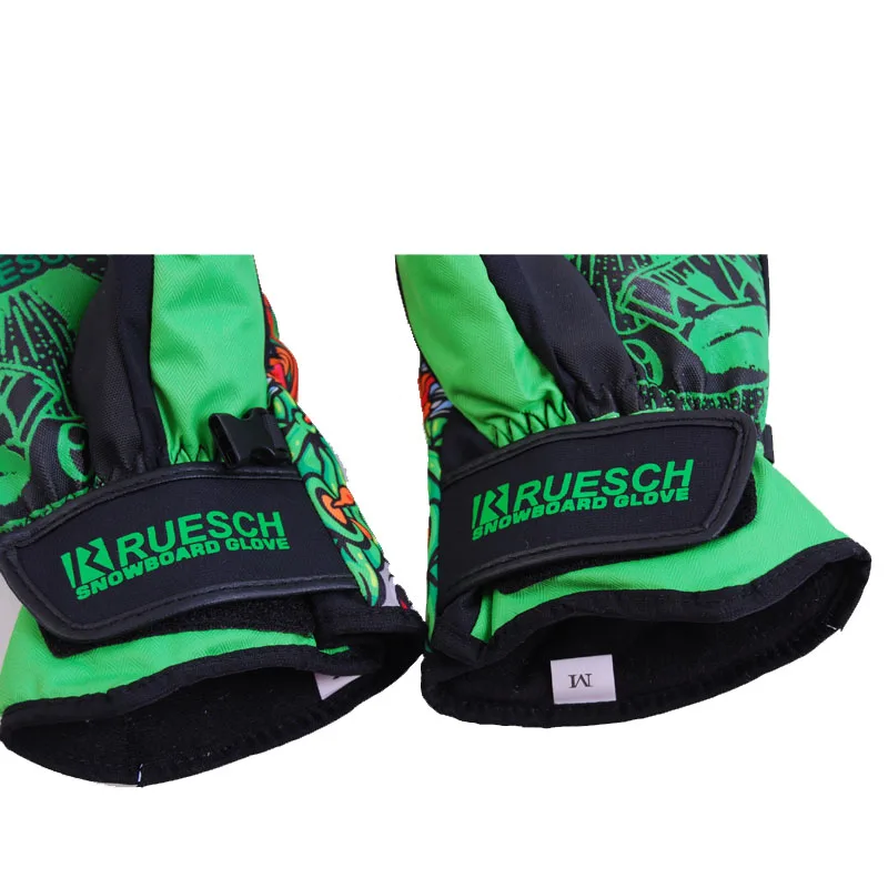 ski gloves (6)