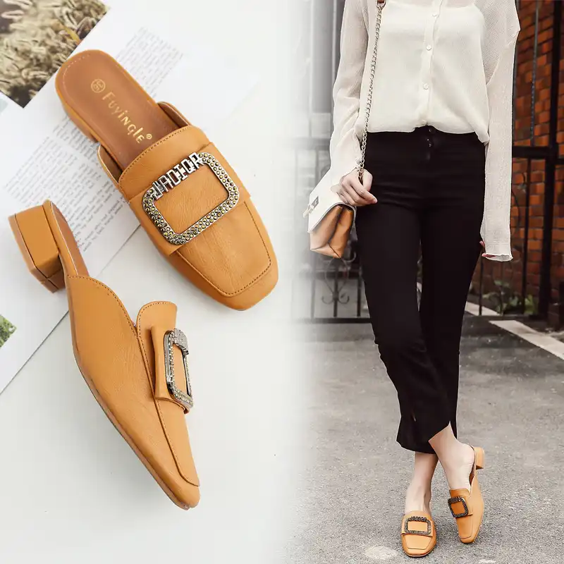 closed loafer