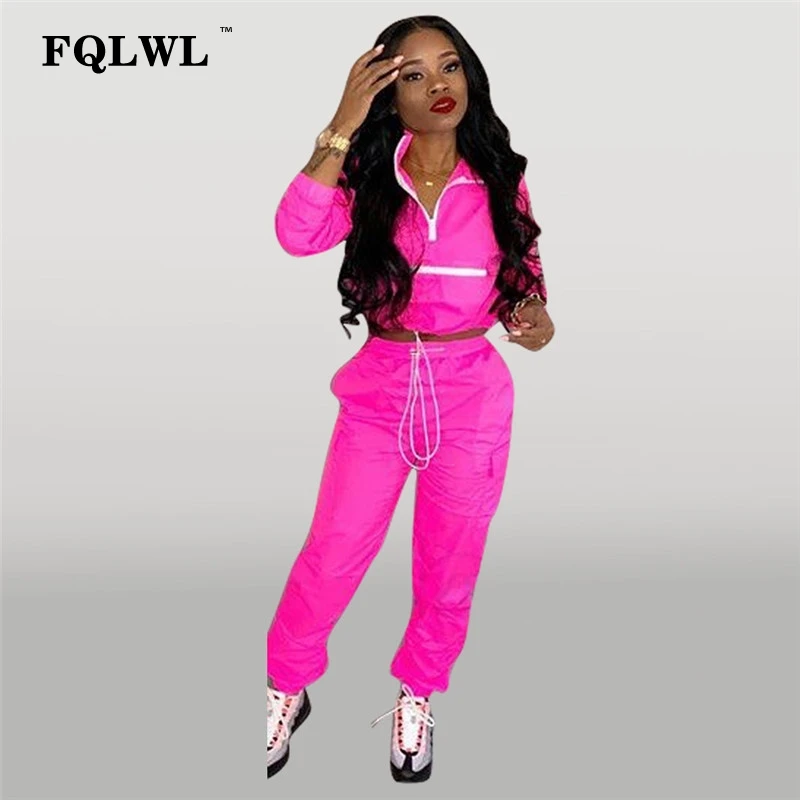 FQLWL 2 Stück Set Frauen Rosa Outfits Zipper Langarm Zwei Stück Set Crop Top und Hosen Anzug Trainingsanzug Frauen passenden Sets 2019 FQLWL 2 Stück Set Frauen Rosa Outfits Zipper Langarm Zwei Stück Set Crop Top und Hosen Anzug Trainingsanzug Frauen passenden Sets 2019
