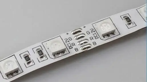 Цветная светодиодная лента UV(390nm 400nm) 5050 SMD 12 В гибкий светильник 60 светодиодный/м 5