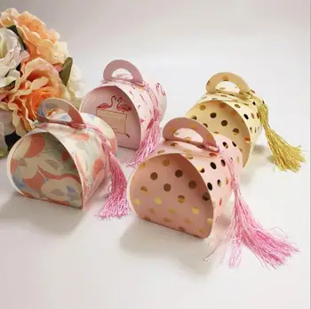 

100 X Polka Dots Flamingos Wedding Favors Candy Boxes Party Gift Box Bomboniera Chocolate Box Giveaways Box + Tassels