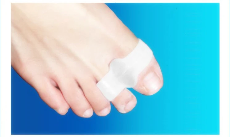 2Pcs 2 Hole Feet Foot Care Gel Toe Straighteners Separator Hallux Valgus Bunion Corrector Pain Relief Foot Massager C136 2Pcs 2 Hole Feet Foot Care Gel Toe Straighteners Separator Hallux Valgus Bunion Corrector Pain Relief Foot Massager C136