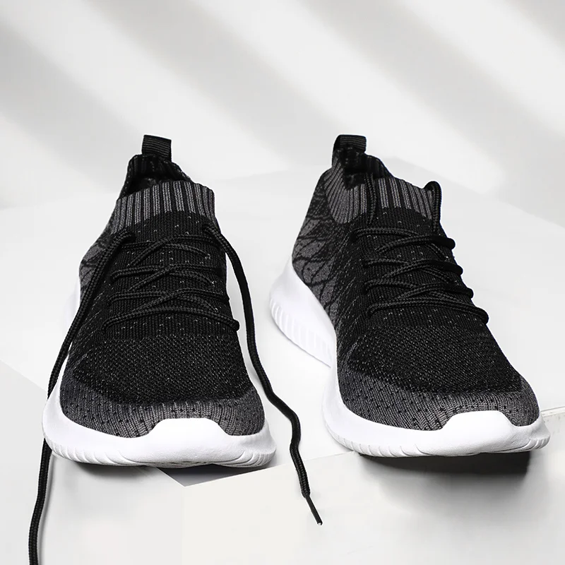 

Large size ultra light breathable open running shoes, socks shoes comfortable mesh running shoes, explosion-proof wear-resistant