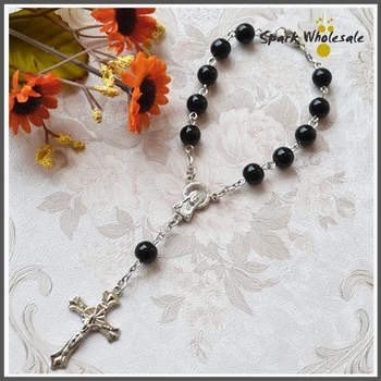 

50pcs/lot Religious Communion Baptism Favors 8mm Black Glass Rosary Bracelet Catholic Mini Rosary Pray Decade Rosary Car Rosary