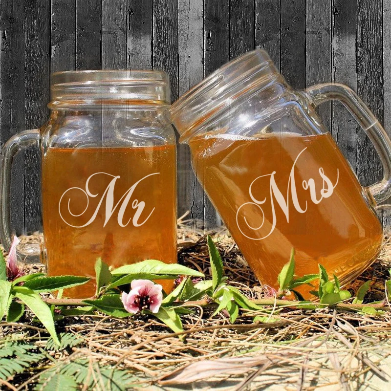 

Rmantic Valentine's Day Gift of Mason Jar Handle Mr Mrs Anniversary Memory 450ML Mason Jars Bulk Water Juice Beverage Container