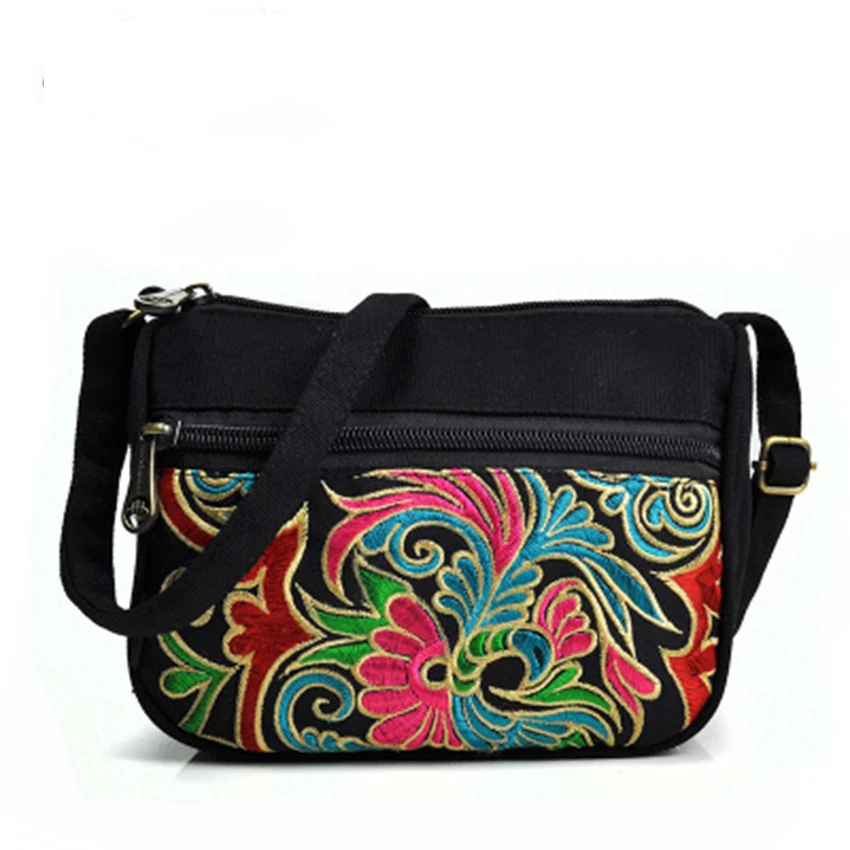 

New Yunnan ethnic style embroidery bag canvas women's Messenger bag embroidered shoulder bag