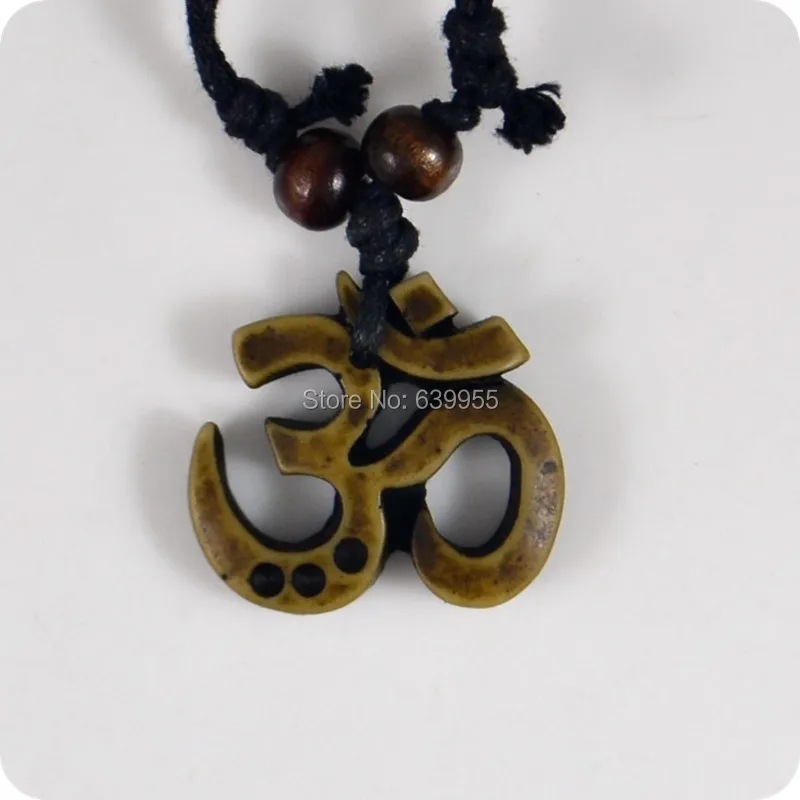 

02 AUM OM Ohm Hindu Buddhist Hinduism Yoga India resin Pendant Necklace Amulet Lucky Gift Tribal Fashion Jewelry