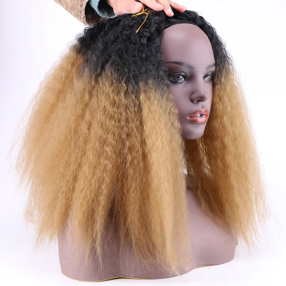 da extensão do cabelo Sintético preto para