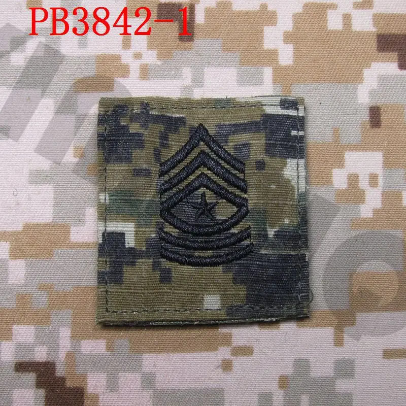 Вышивка патч цифровой лес фон черный дизайн армии США ранг армейский крючок на спине - Цвет: B3842
