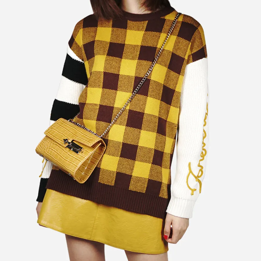 

Crocodile Pattern Small Square Bags For Ladies Fashion Metal Buckle Crossbody Bag Female Leisure Mini Flap New Messenger Bag