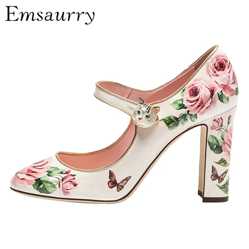 

Chic 2020 Butterfly Flower High Heel Pumps Women Chunky Heel Round Toes Printed Color Kitty Belt Mary Janes Wedding Shoes