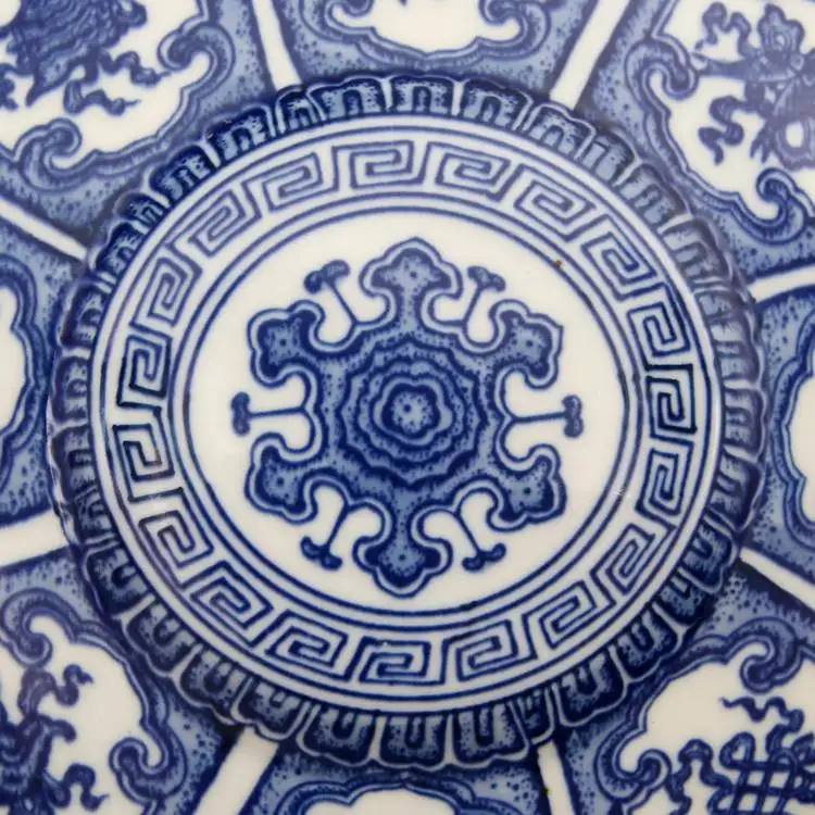 Qing Qianlong ручной работы синие и белые цветы в форме Луны ваза античный фарфор антиквариат старинные товары ручная роспись коллекция