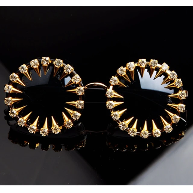 Special Offers 2018 Mens designer sunglasses Cool Fashion rivet steampunk Sun glasses Rhinestone Round Women Sunglasses Unique Style UV400 Special Offers 2018 Mens designer sunglasses Cool Fashion rivet steampunk Sun glasses Rhinestone Round Women Sunglasses Unique Style UV400