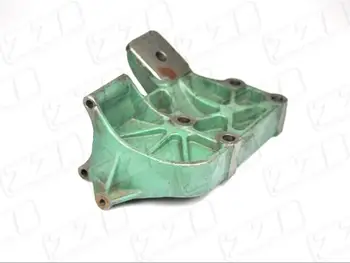 

Heavy truck HOWO Sinotruk Howo A7 engine parts WD12 front left bracket VG1246010024