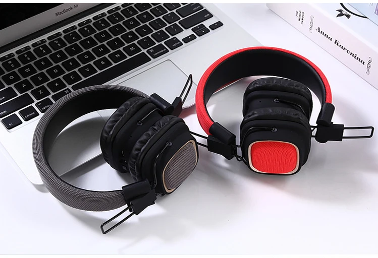 Stereo Bass Headphones Over ear bluetooth headphone noise canceling bluetooth headset cloth earphones with microphone For Phone (24)