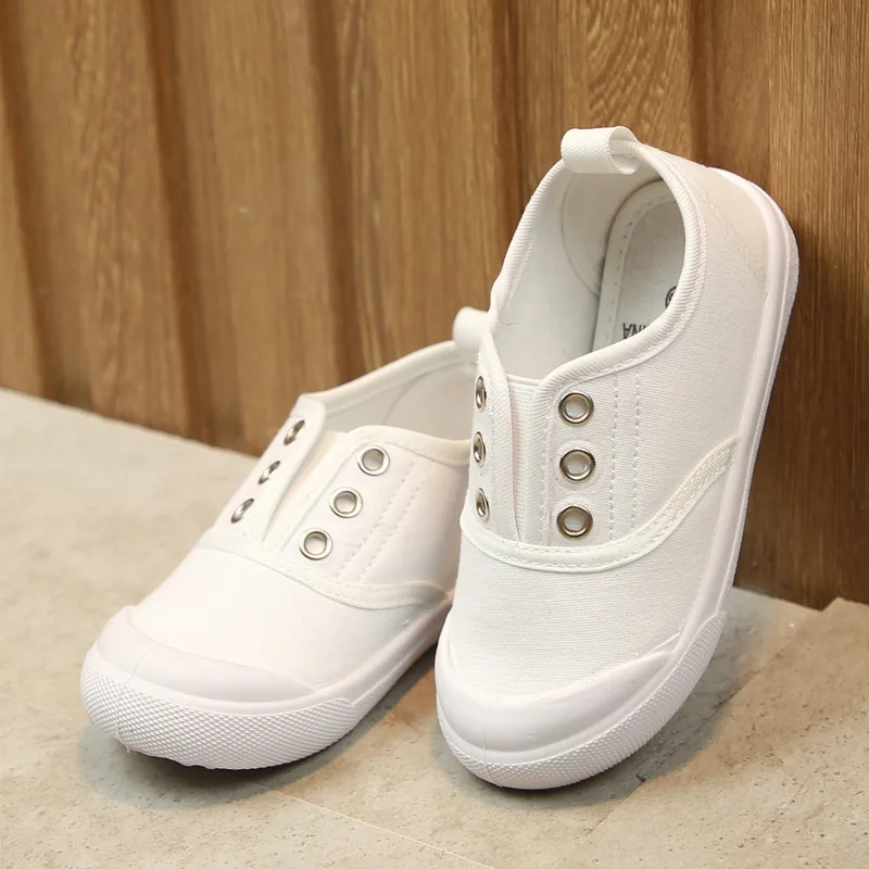 حذاء قماش للأطفال للبنين رياضة ضوء تنفس الفتيات حذاء كاجوال الطفل الرياضة الاطفال الانزلاق على حذاء أبيض طفل أزياء