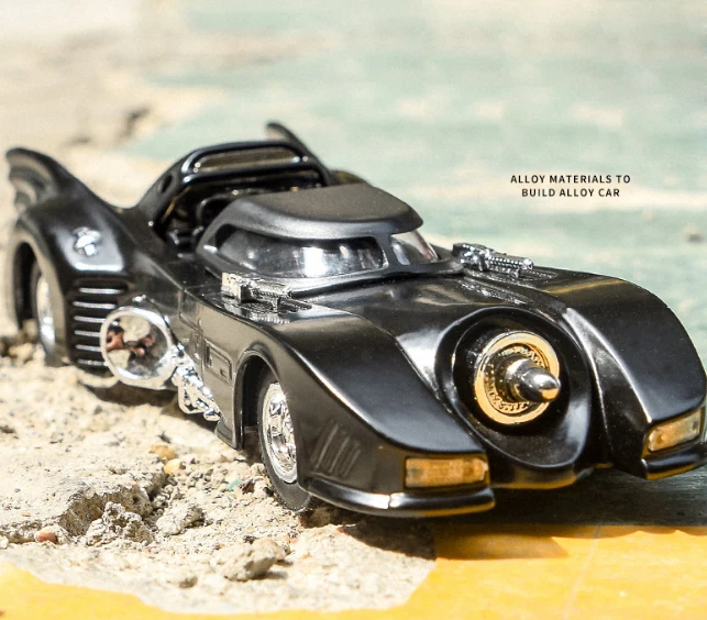 1:32 весы Горячие литья под давлением автомобиля dc super hero Темный рыцарь Batman Batmobile Колеса металлические модели тянуть обратно игрушки коллекция светильник и звука