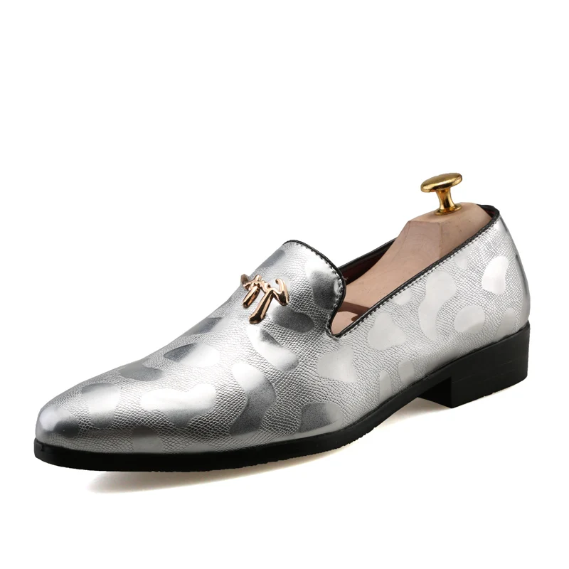 Острый носок лакированные кожаные туфли мужские лоферы дышащая Мужская обувь Повседневное золото серебристый, черный - Цвет: Silver