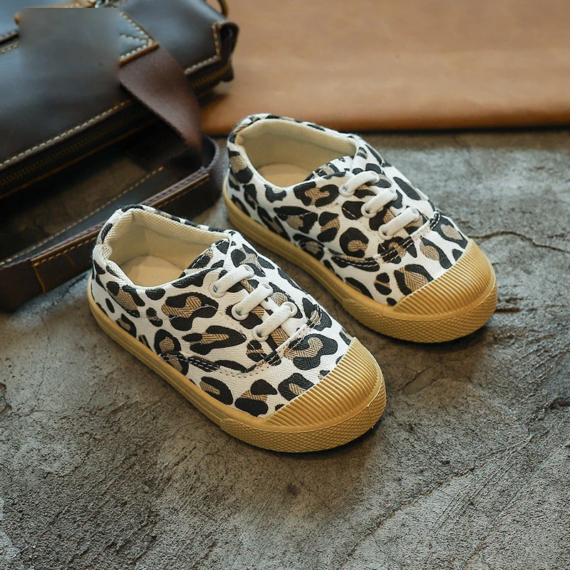 Осенняя детская парусиновая обувь с леопардовым принтом, обувь для маленьких мальчиков, повседневная обувь для маленьких девочек, детские модные кроссовки