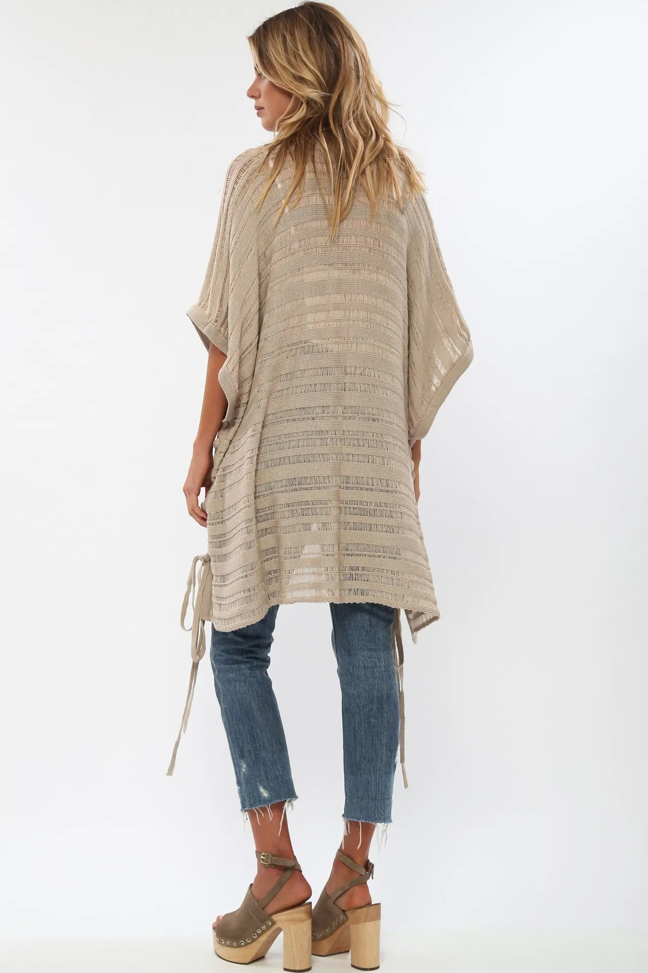 LIGHT_AND_EASY_-_TAUPE_BACK_20