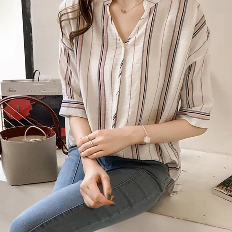 Summer New Women Shirt Chic Loose Bat Sleeve V-neck Striped Short Sleeve Blouse Female Leisure Fashion Korean Top Clothes H9005 2