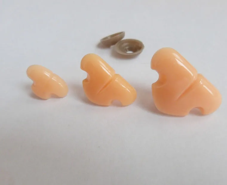

30pcs/lot---17x12mm&15x24mm&19x29mm plastic safety animal toy noses with soft washer for diy doll findings