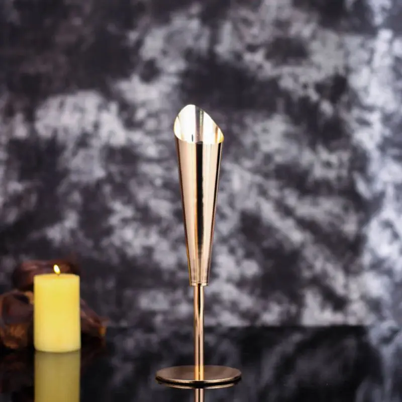 European Style Gold Metal Candle Holder Wedding Decoration Bar Party Home Decor Candlestick