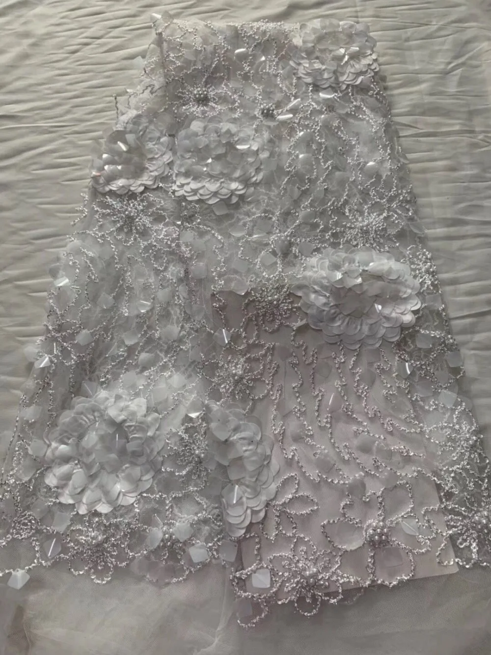 

2019 NEW High Quality Sparkly Embroidery Mesh Lace Gold Silver Sequin Fabric For Clothes/Party Christmas Decoration YYZ65228