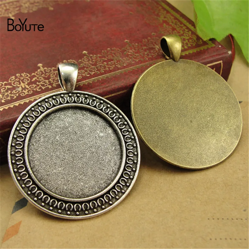 BoYuTe (30 PiecesLot) Wholesale Round 25MM Cabochon Base Diy Hand Made Pendant Blank Tray Bezel Jewelry Accessories (1)