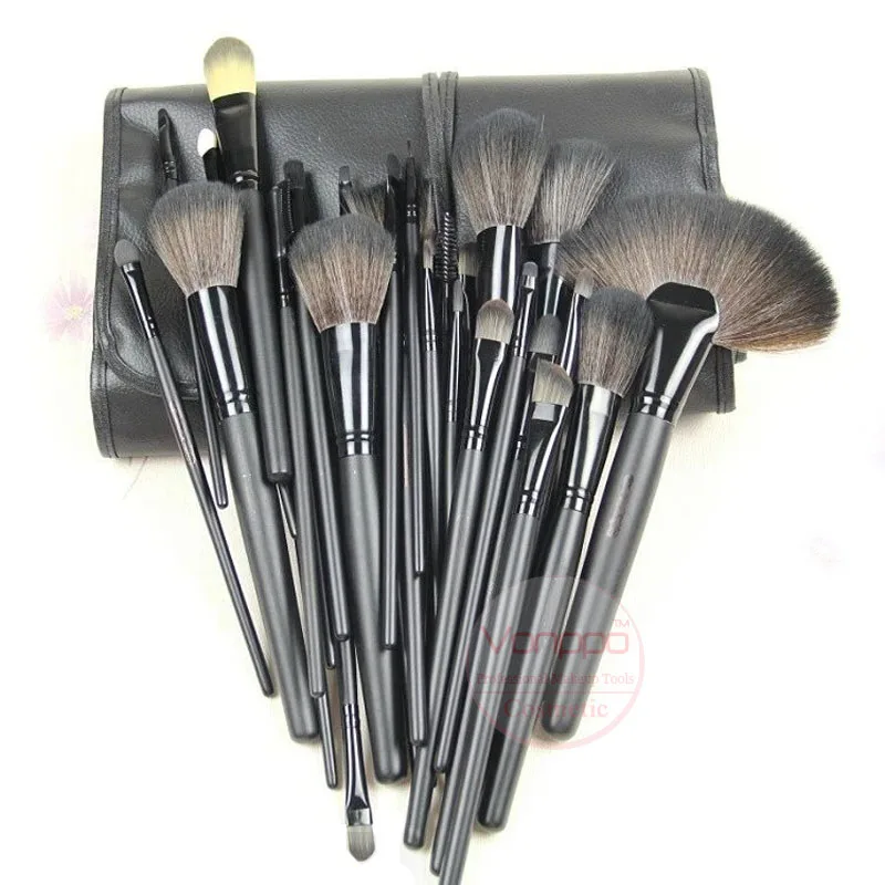 New Professional 24Pcs Makeup Brushes Kit Cosmetic Makeup Brushes Set with Black Case New Professional 24Pcs Makeup Brushes Kit Cosmetic Makeup Brushes Set with Black Case