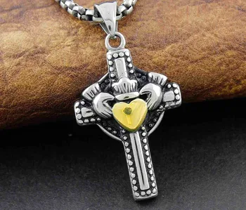 

HIGH QUALITY CLADDAGH CROSS IRISH HEART LOVE PENDANT NECKLACE + CHAIN