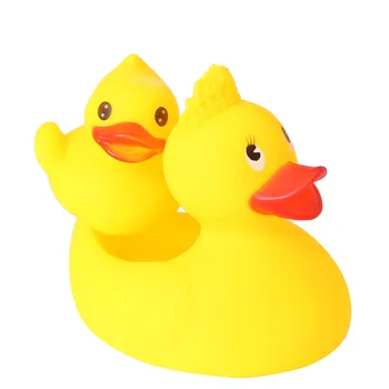 

Set of 2 Yellow Ducks Toys Rubber Bath Toy Pure Natural Cute Rubber Ducky with Crowns for Baby (A38113)