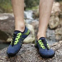 Лидер продаж Летняя непромокаемая обувь мужские пляжные сандалии восходящий Для мужчин быстросохнущая река море тапочки дайвинг носки для купания водонепроницаемая обувь