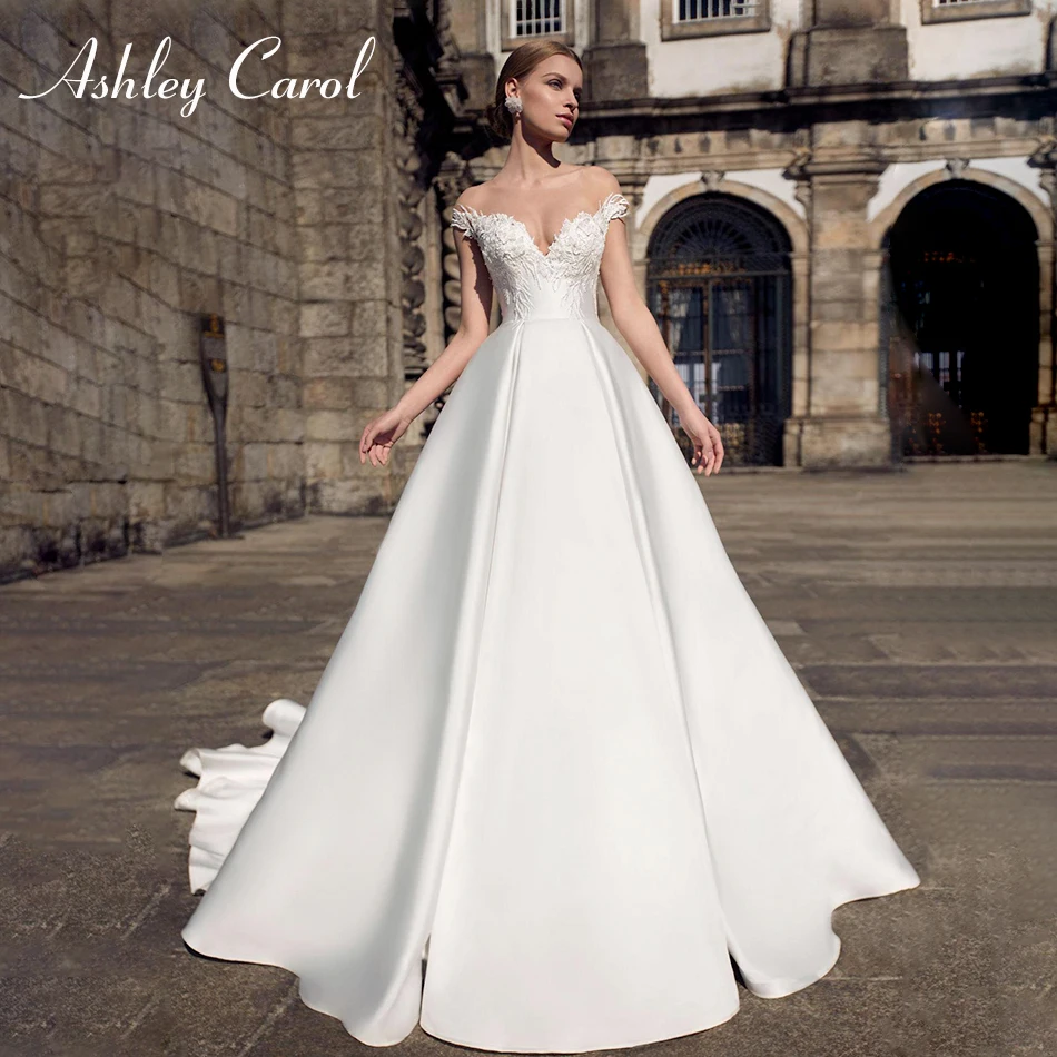 

Ashley Carol Sexy Sweetheart Soft Satin Backless Wedding Dress 2019 Off the Shoulder Bride Dresses French Vintage Wedding Gowns