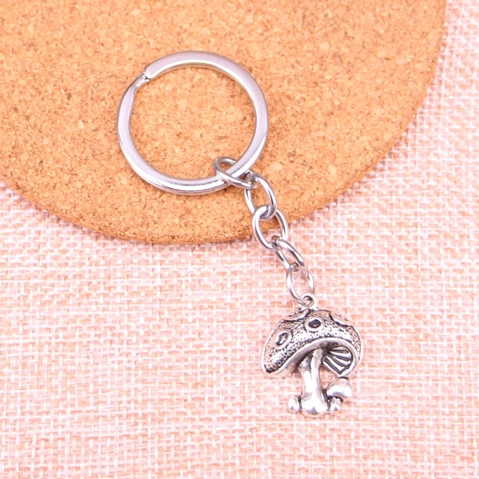 

New Arrival mushroom Charm Pendant Keychain Key Ring Chain Accessories Jewelry Making For Gifts