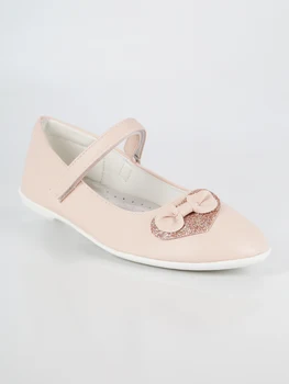 

Ballet shoes with strap and bow-pink