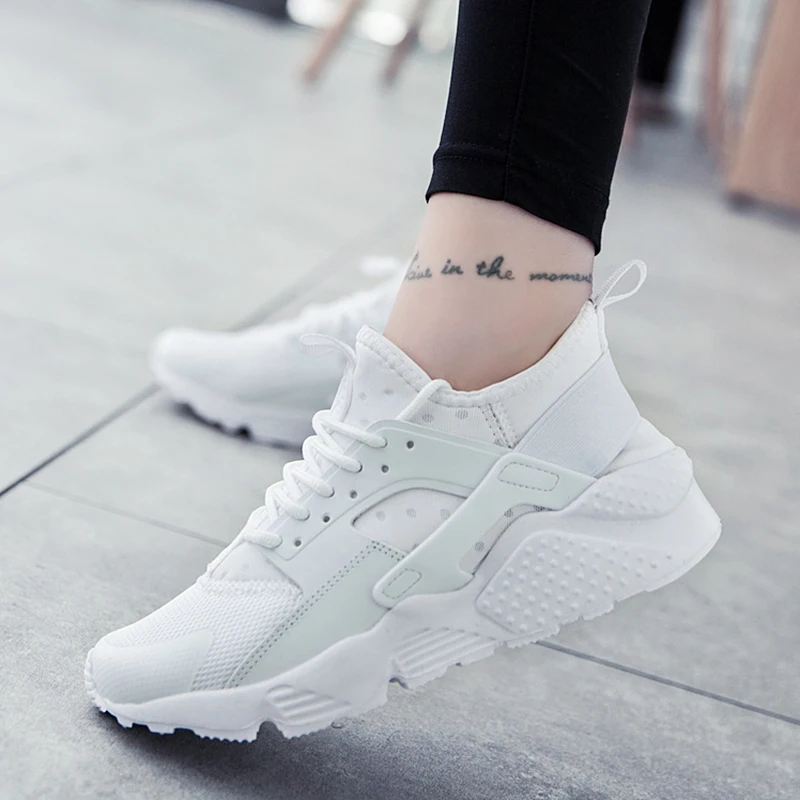 

2018 Women'S Vulcanize Shoes Lady Casual Lace Up White Shoes Women Cross-Tied Sneaker Black Leisure Shoes Flats