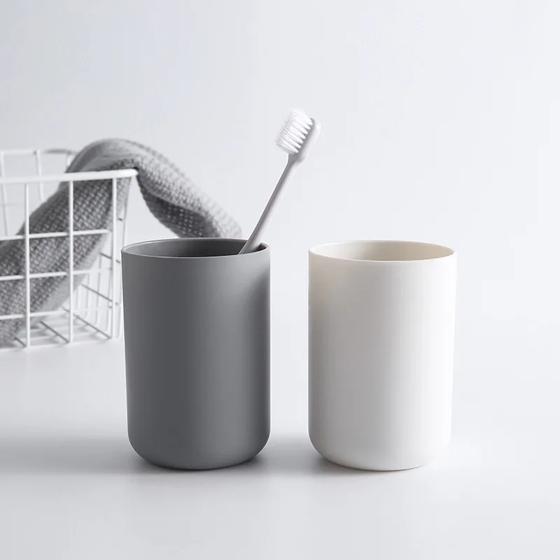 

1PC Creative Portable Japanese Style Bathroom Toothbrush Cup Simple Plain Cup Three Color Couple Tooth Cup