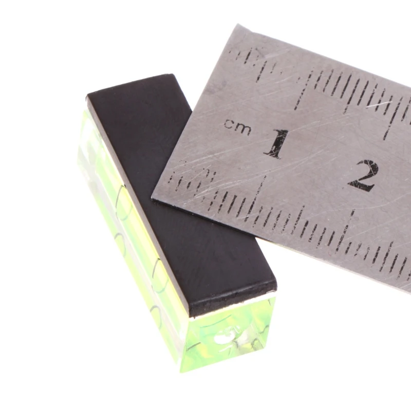 

AIMOMETER Mini Spirit Bubble Level Picture Hanging Measuring Tools with Magnetic Stripe 29x11x10mm