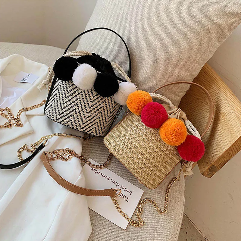 

Fashion Plush Ball Straw Bags for Women Rattan Woven Buckets Handbags Chain Crossbody Shoulder Bags Summer Beach Purse Sac 2019