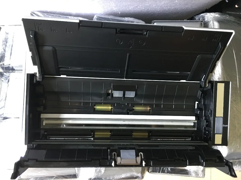 Мобильный сканер Fujitsu ScanSnap S1300i|Детали принтера| |